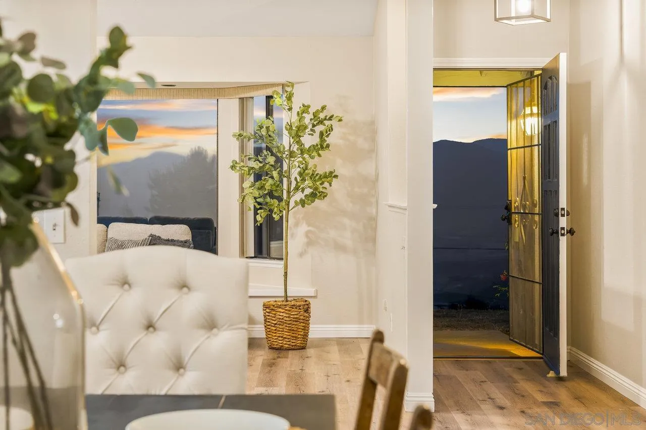 20887 Palomar Mountain View Rd