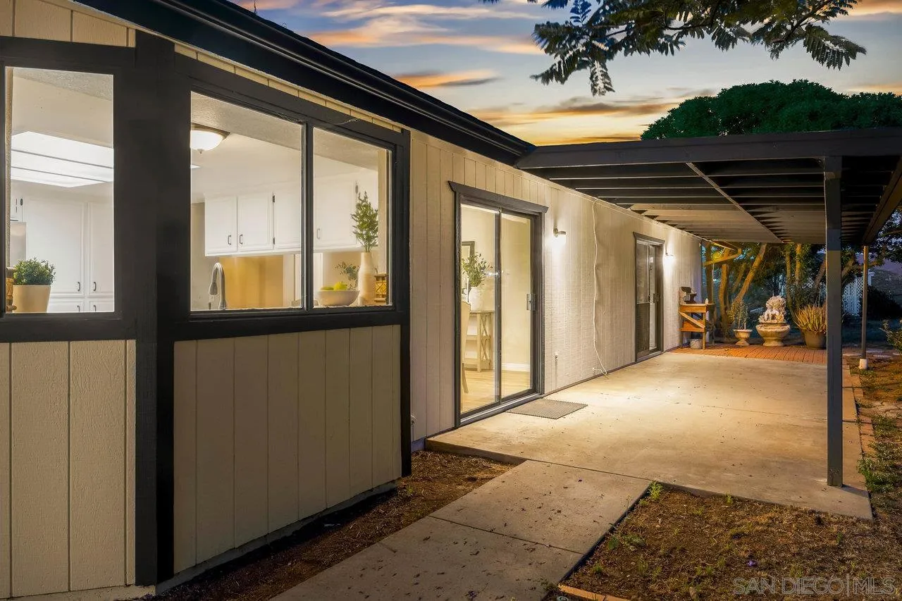 20887 Palomar Mountain View Rd