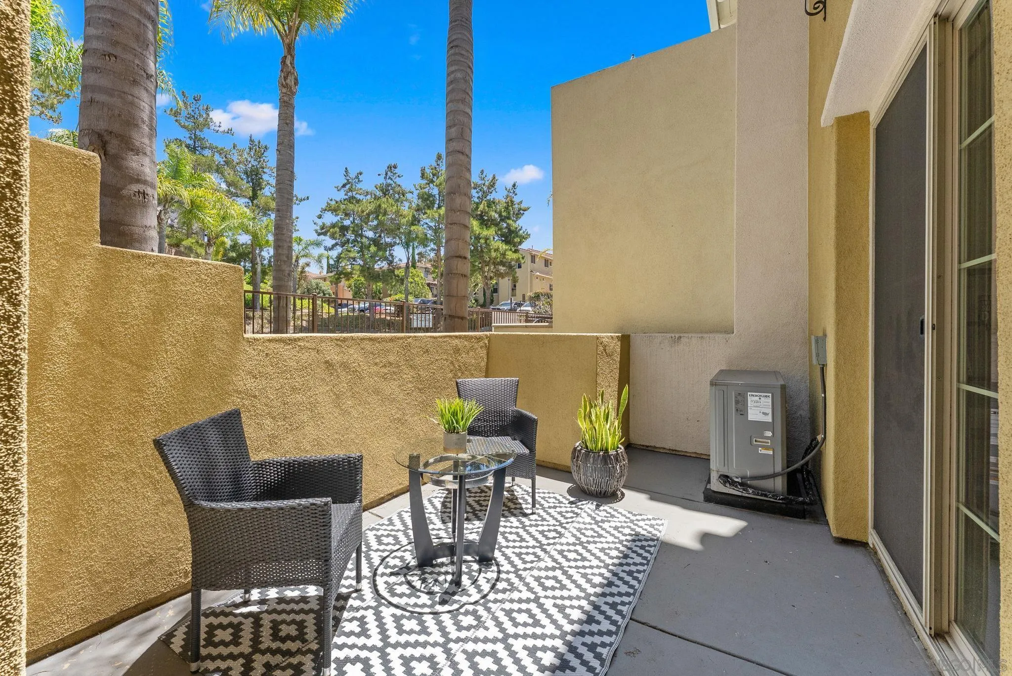 2203 Huntington Point Rd Unit 4