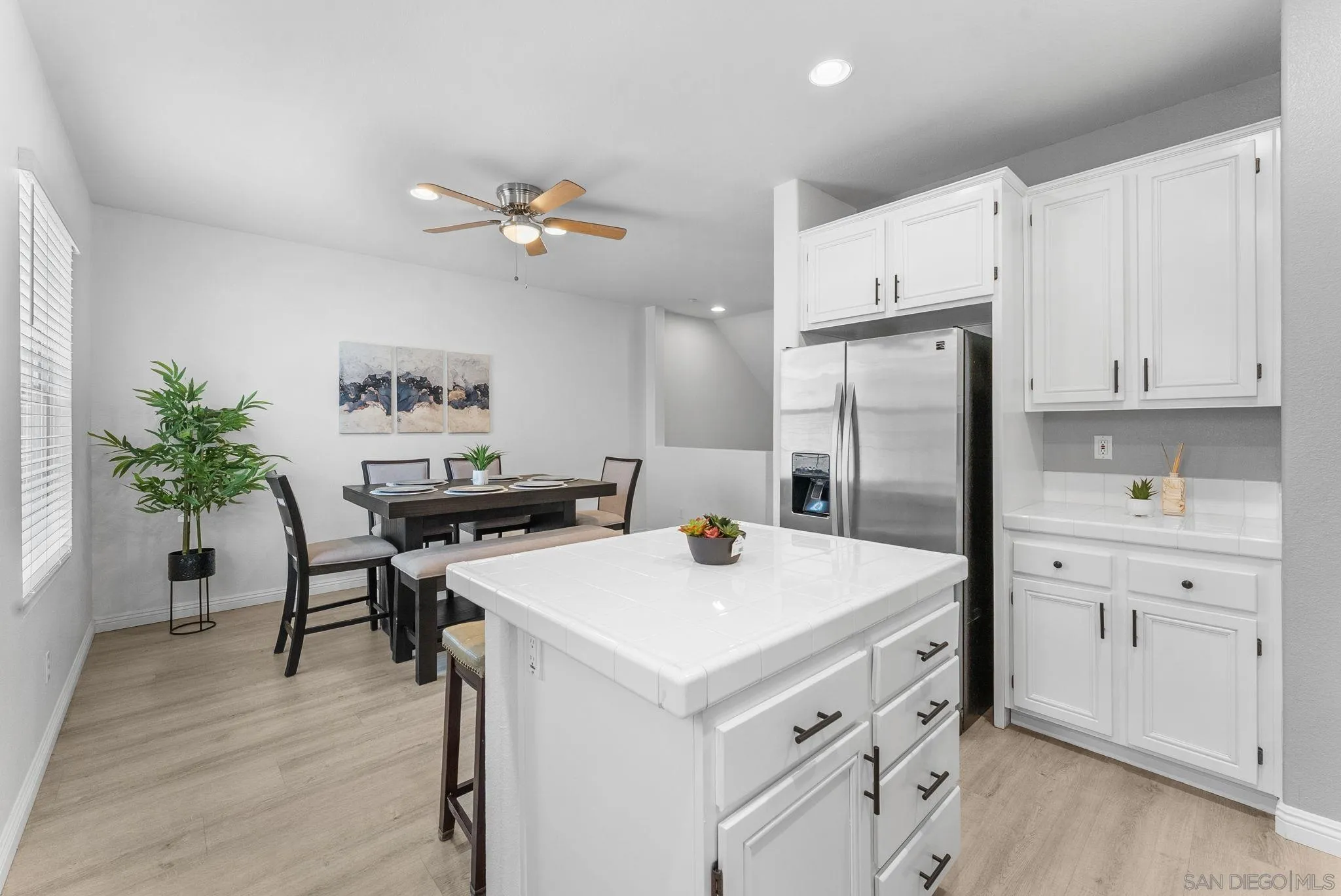 2203 Huntington Point Rd Unit 4
