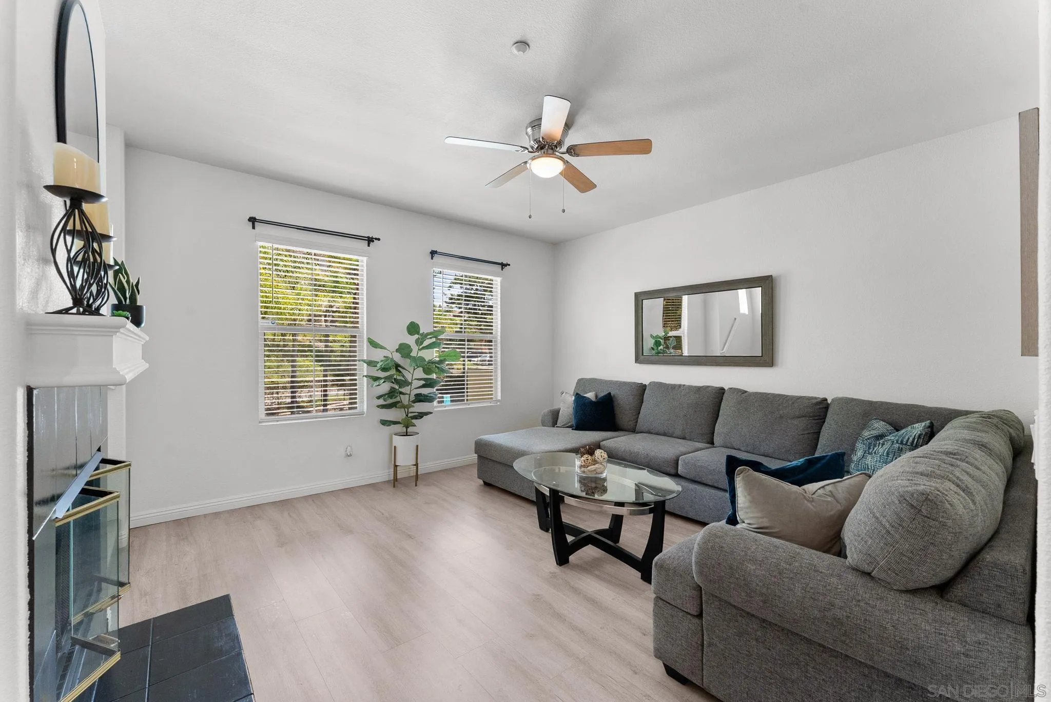 2203 Huntington Point Rd Unit 4