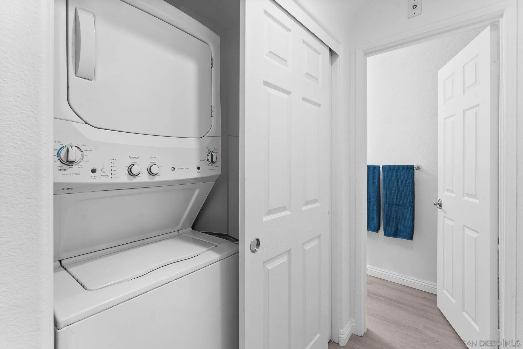 2203 Huntington Point Rd Unit 4
