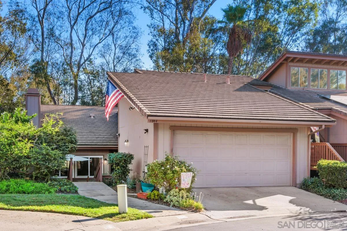 1844 Wintergreen Glen