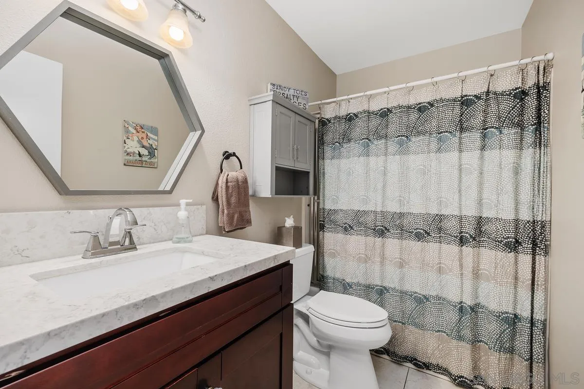 1844 Wintergreen Glen