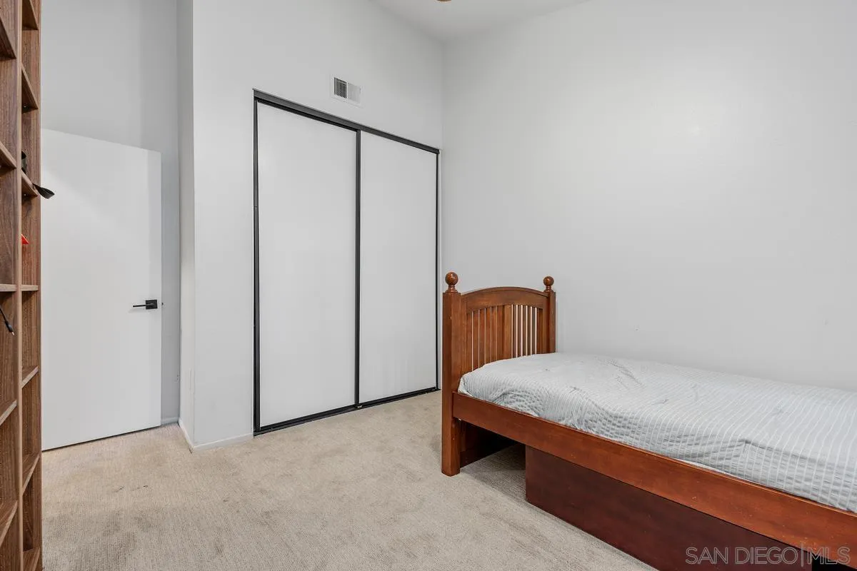 1844 Wintergreen Glen