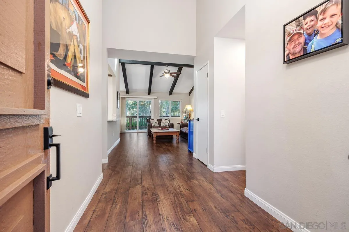 1844 Wintergreen Glen