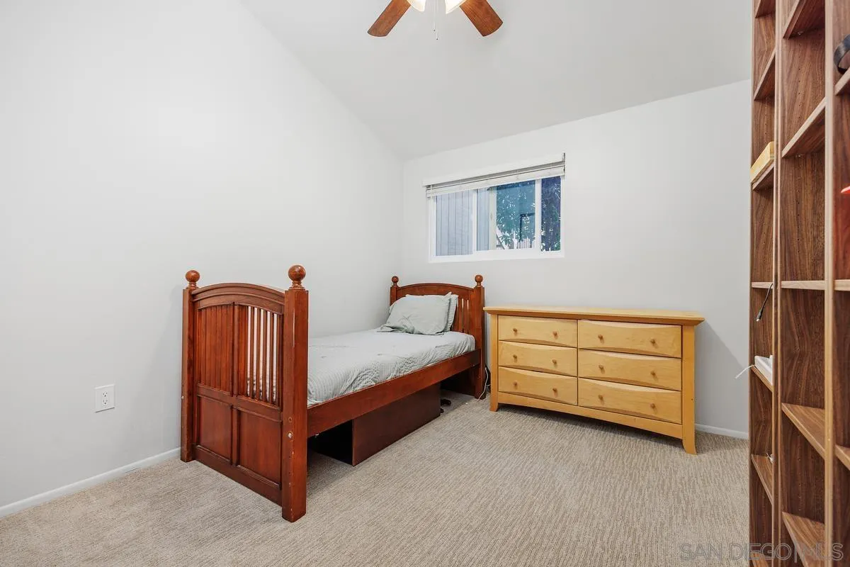 1844 Wintergreen Glen