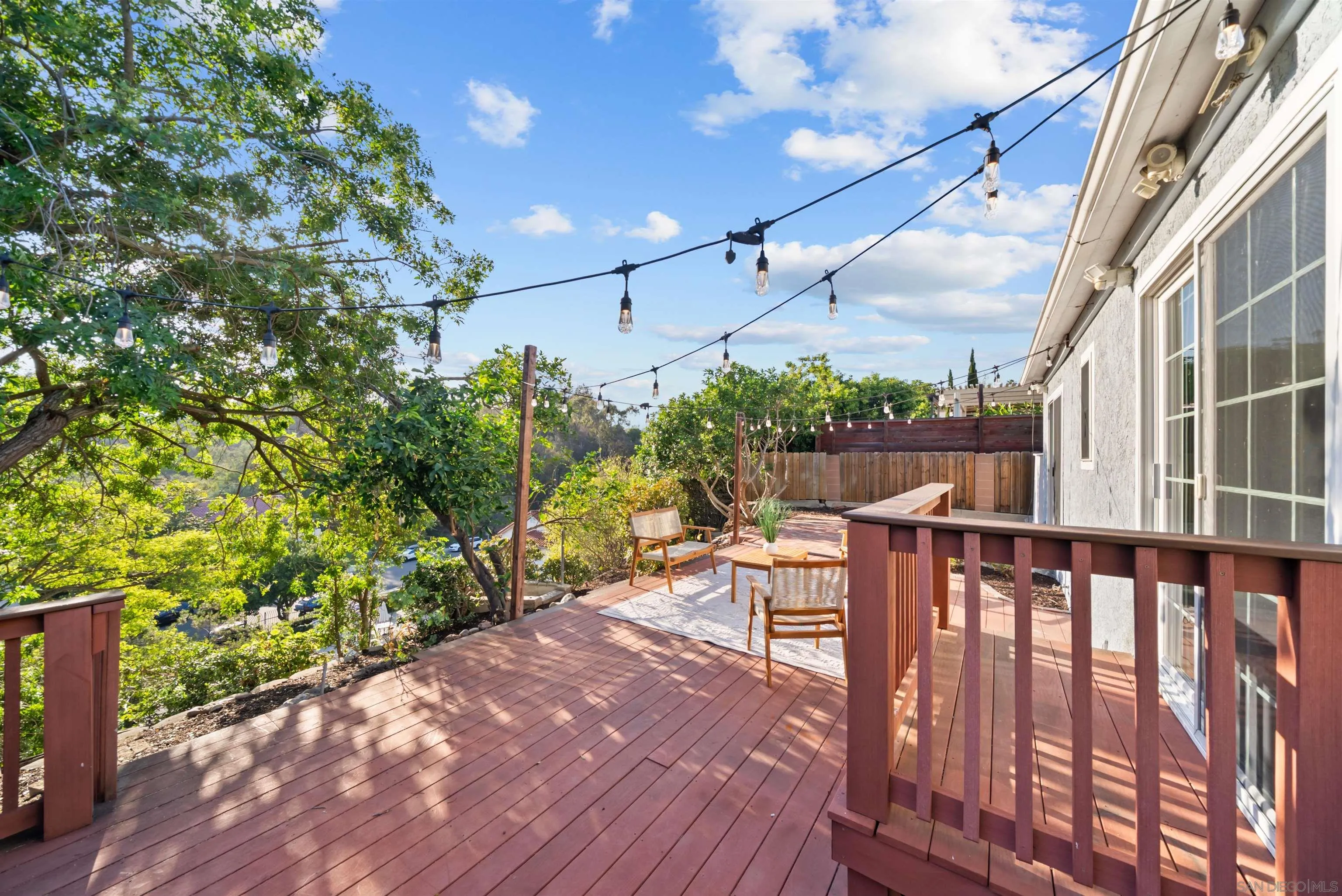 1728 Friedrick Dr