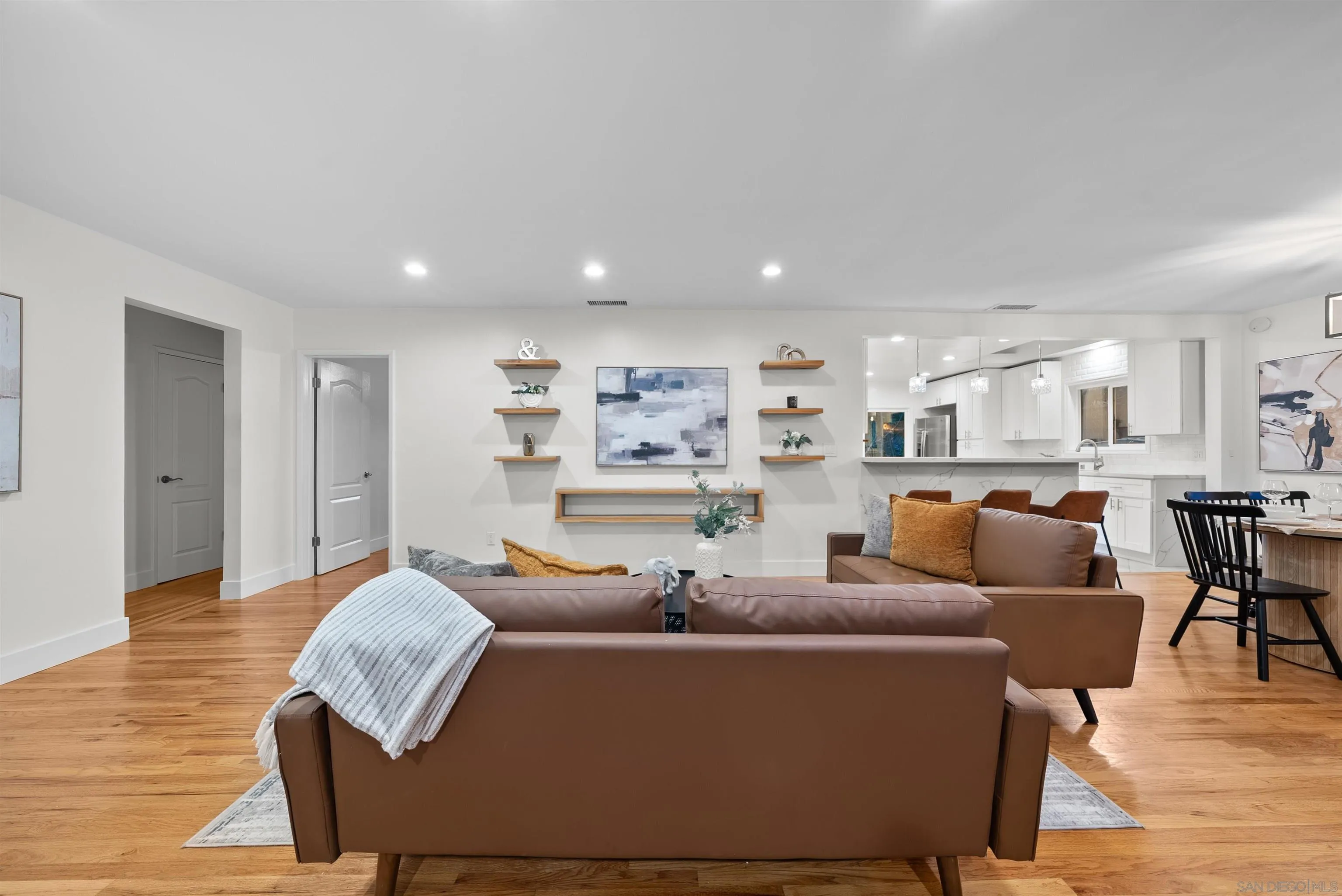 1728 Friedrick Dr