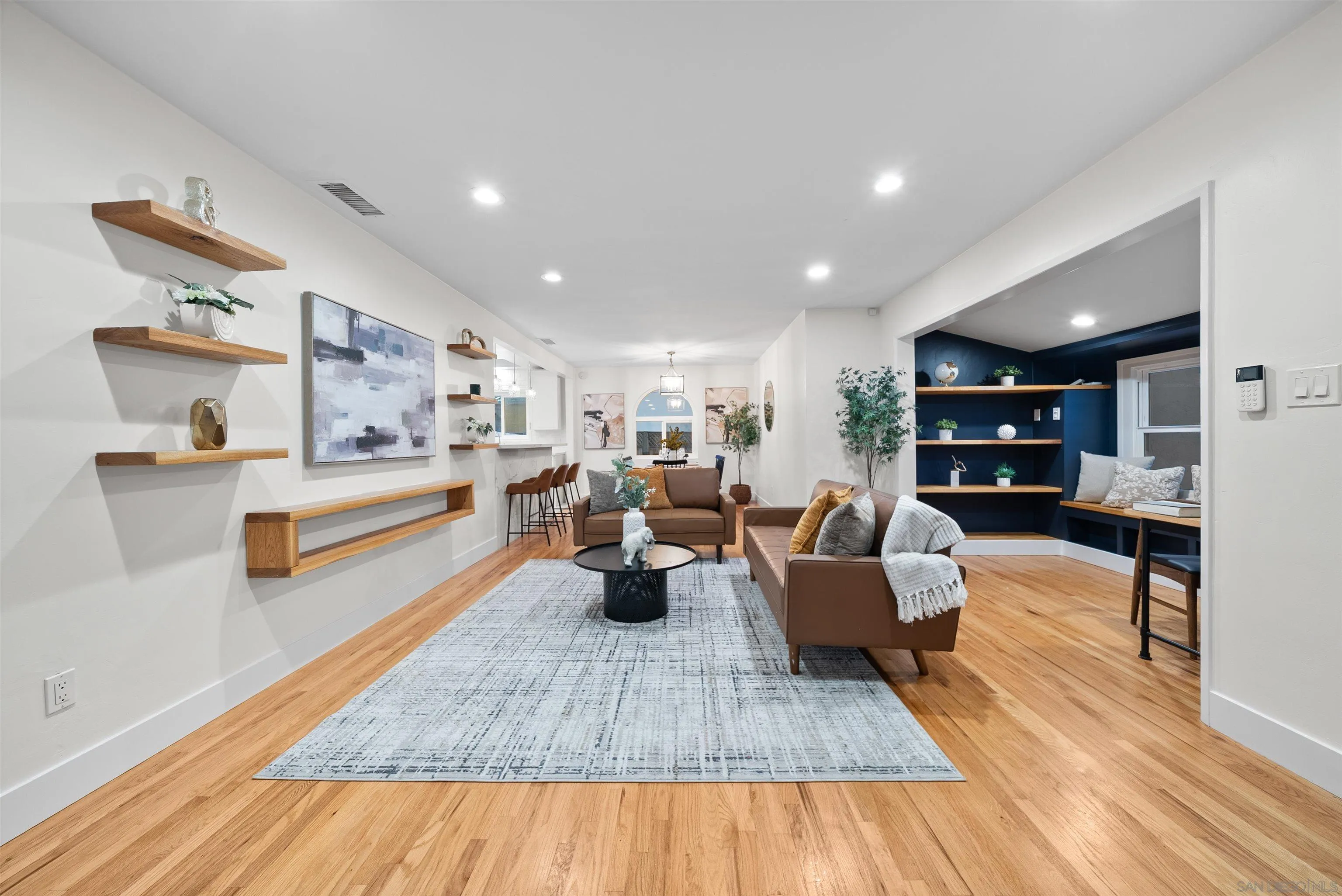 1728 Friedrick Dr