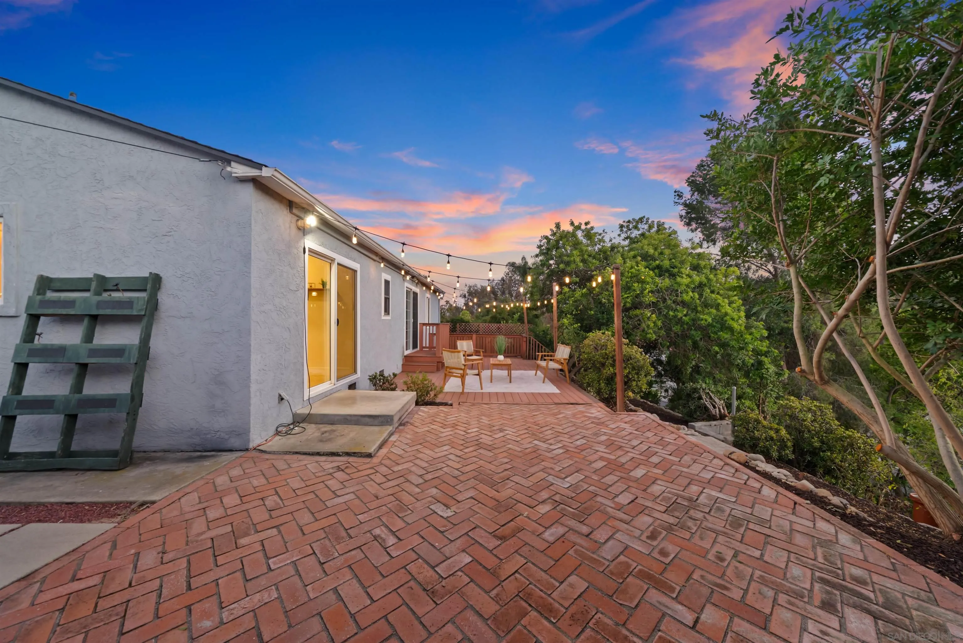 1728 Friedrick Dr