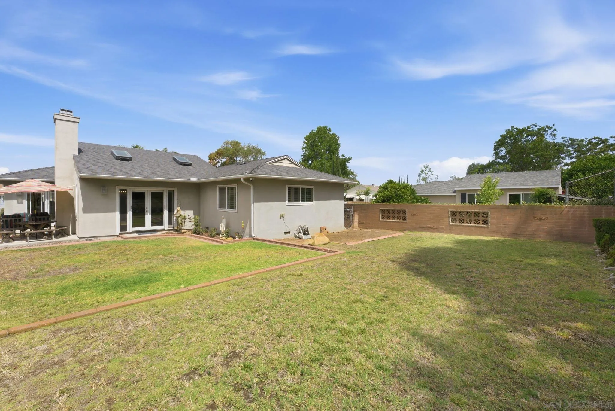 6855 Cartwright