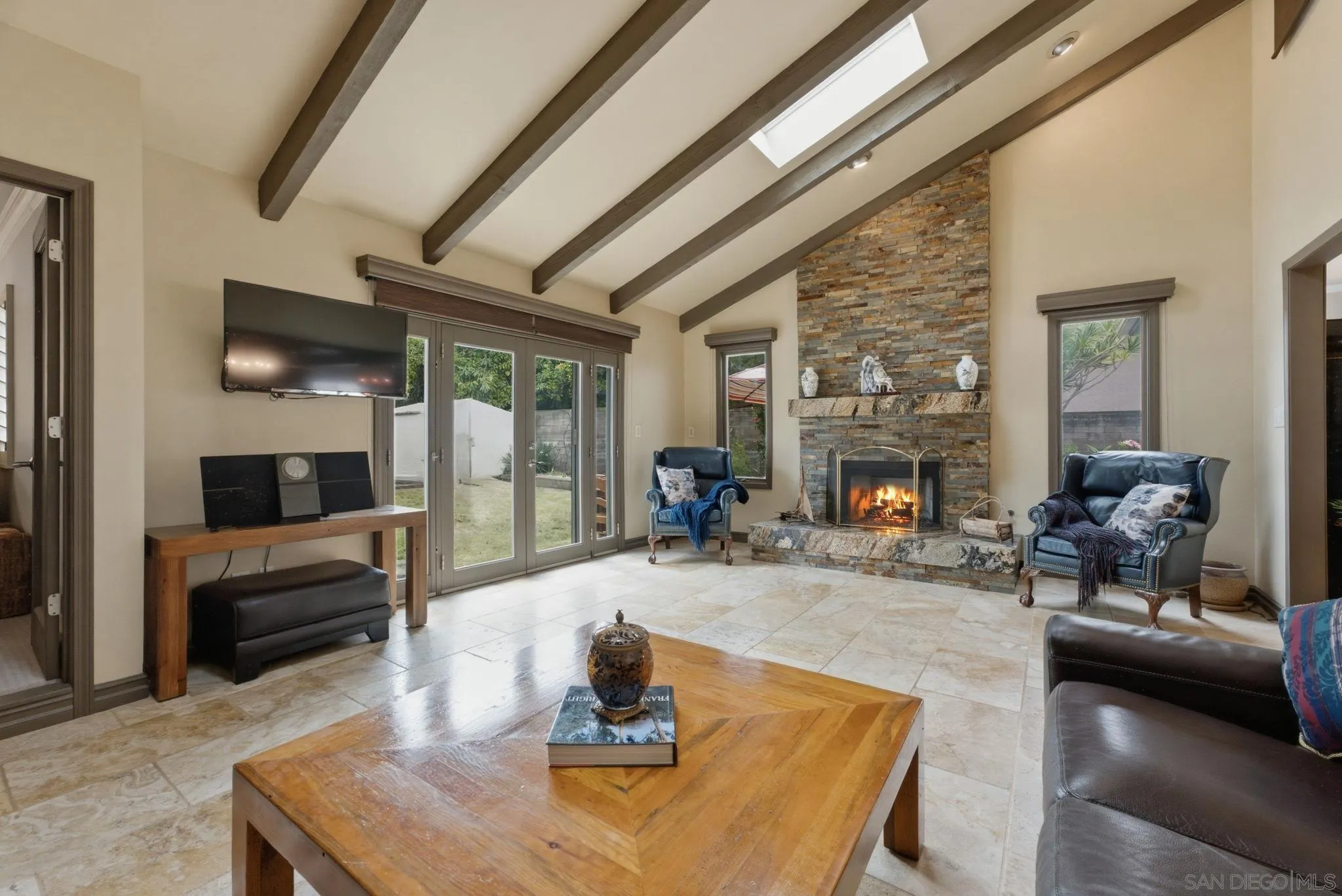 6855 Cartwright