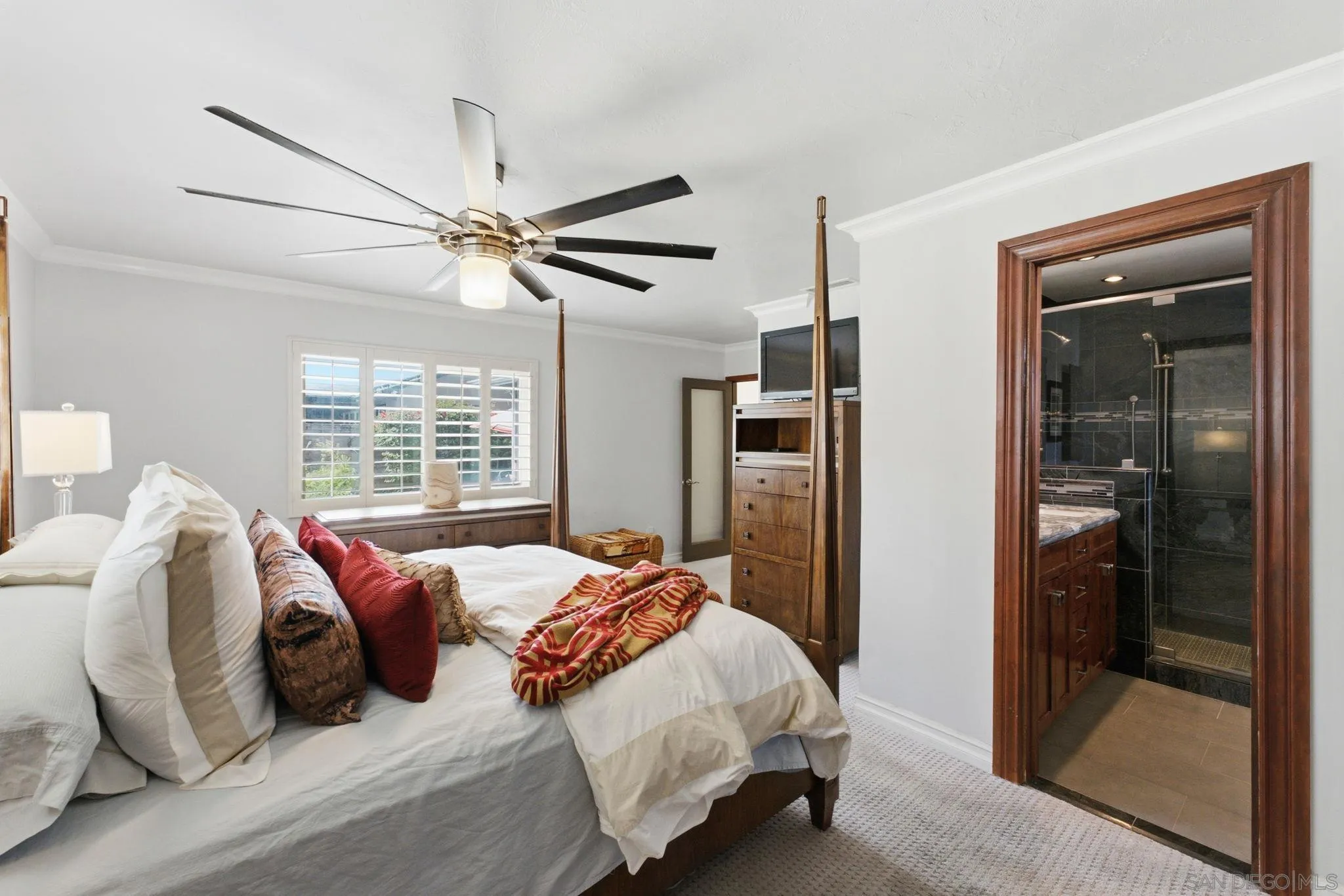 6855 Cartwright