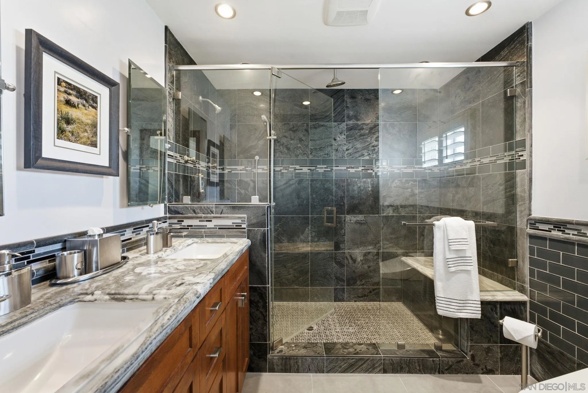 6855 Cartwright