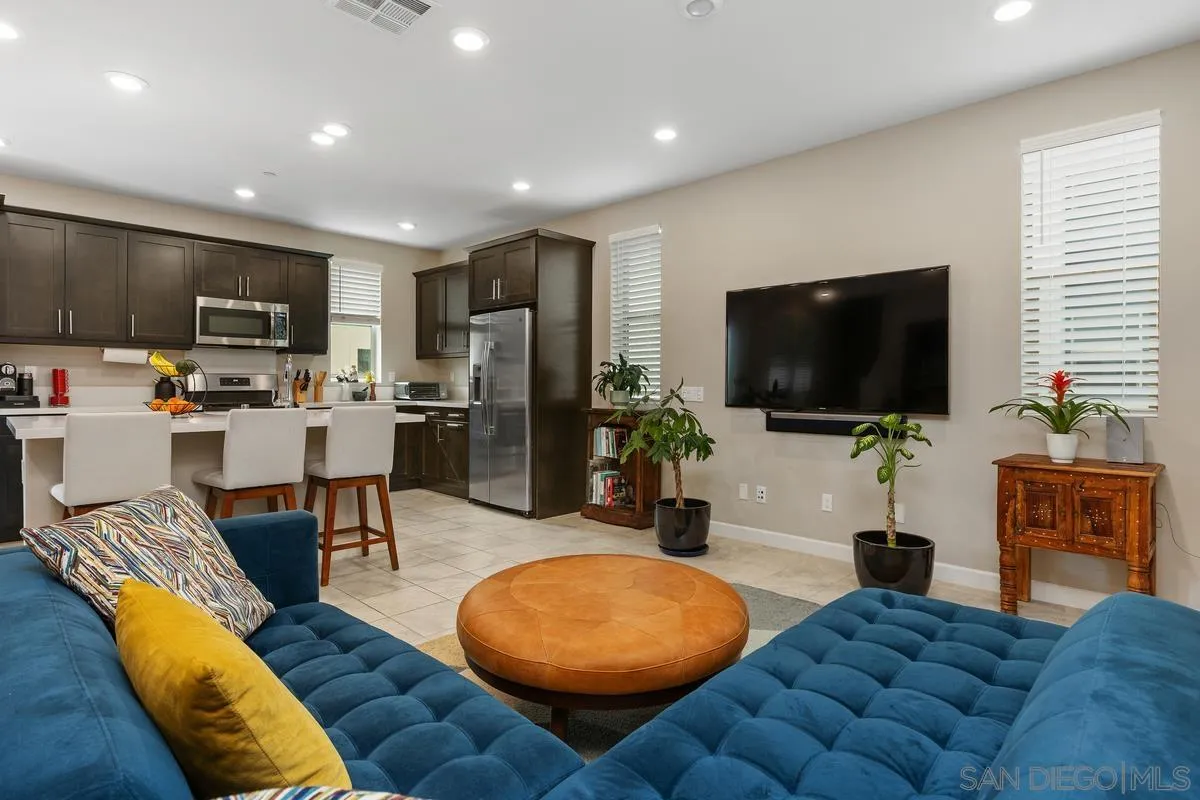 16755 Coyote Bush 89