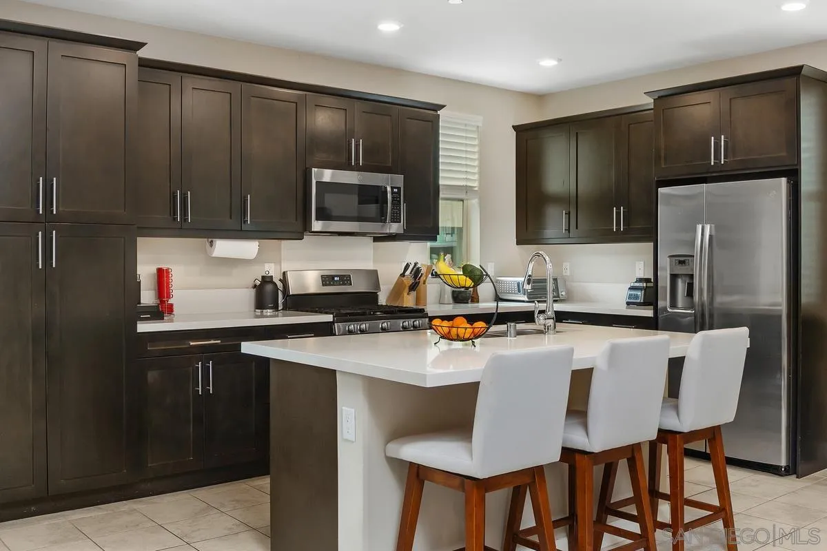 16755 Coyote Bush 89
