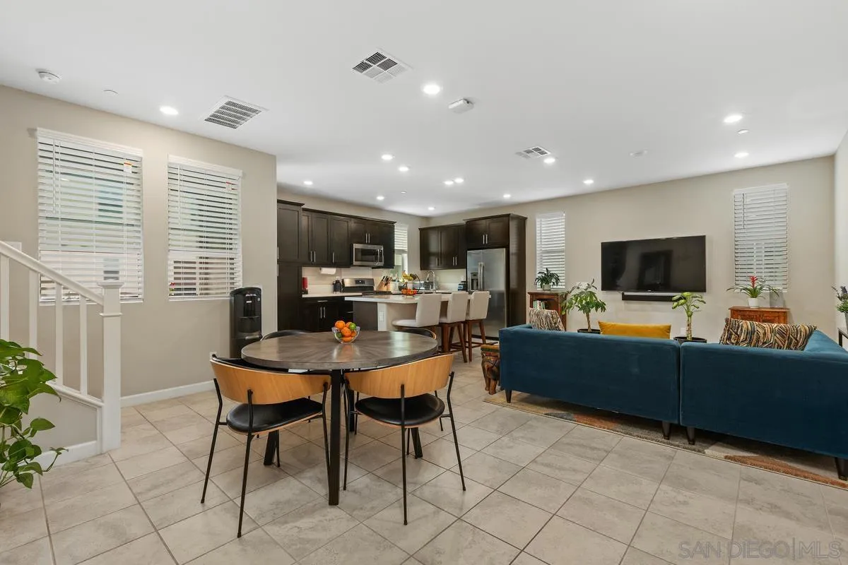 16755 Coyote Bush 89