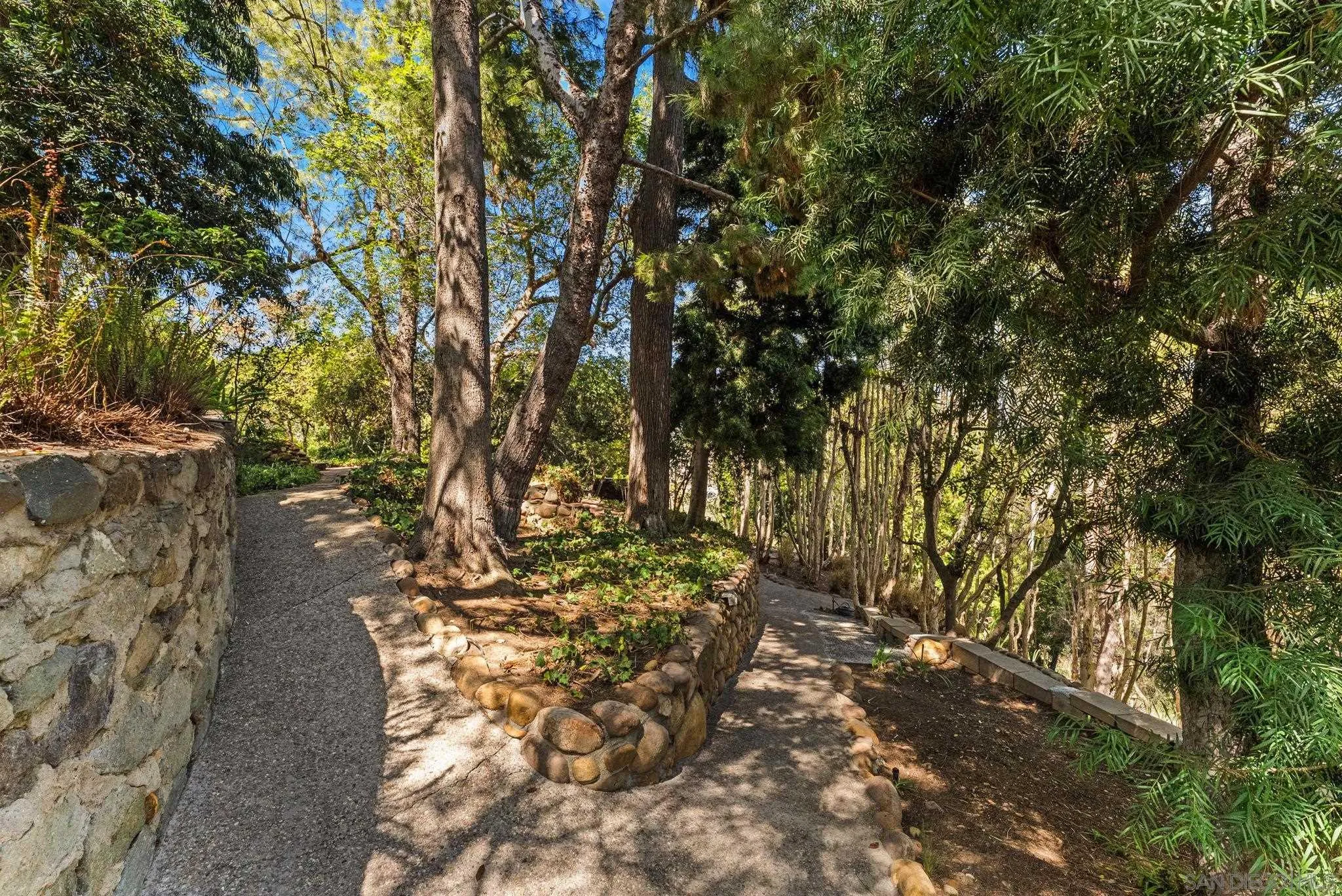 3452 Cromwell Pl