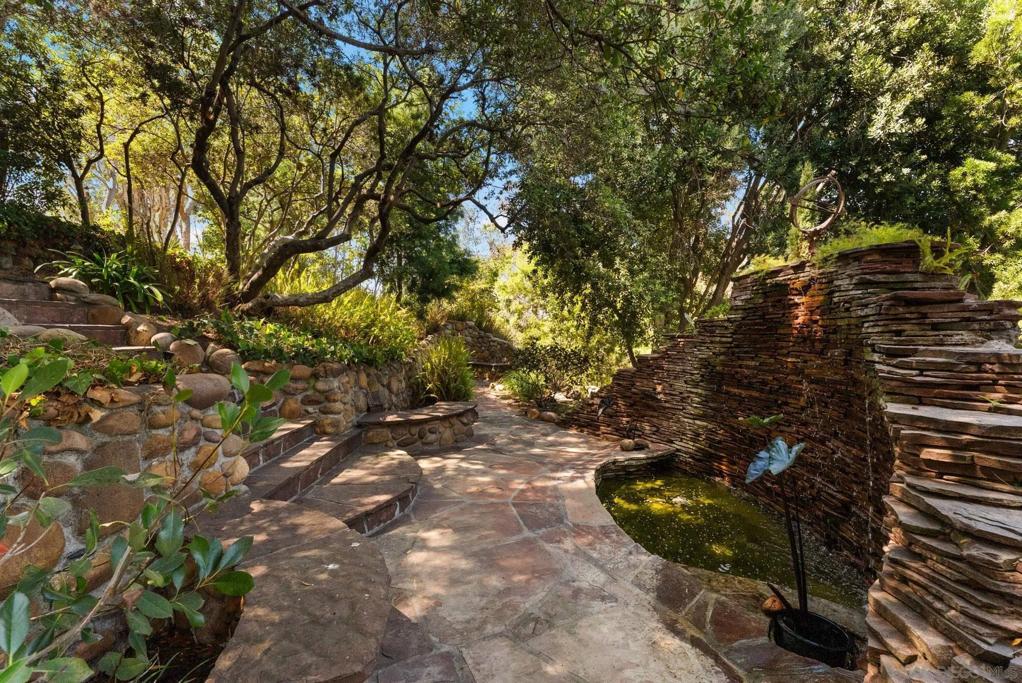 3452 Cromwell Pl