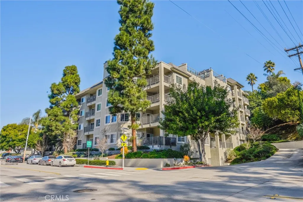 3405 Florida Street # 402