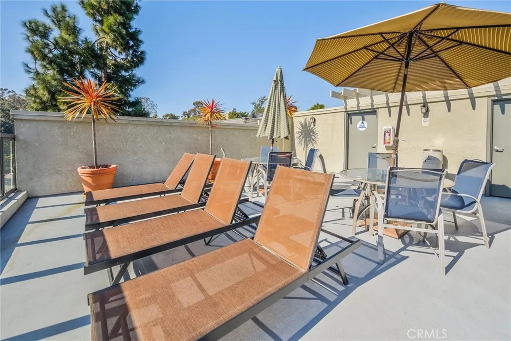 3405 Florida Street # 402