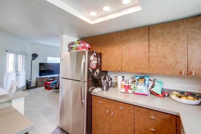 1270 Cleveland Ave # 350