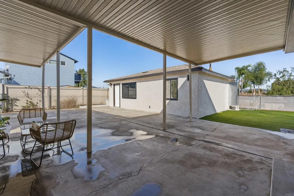6844 Missy Ct