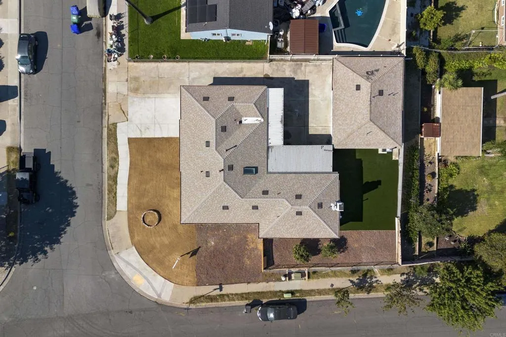 6844 Missy Ct