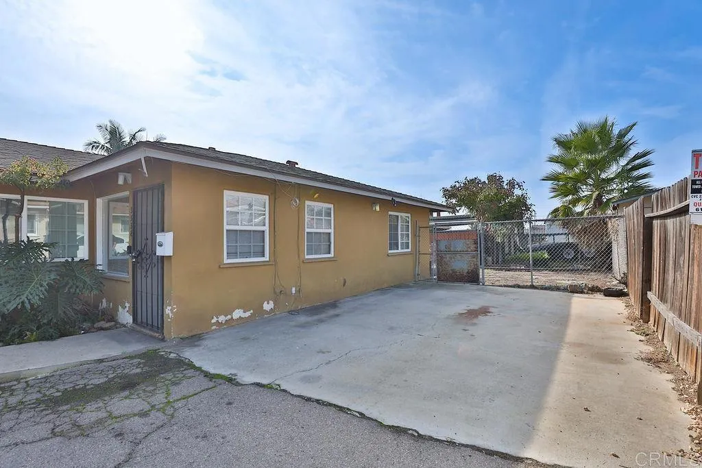 3534 West Street
