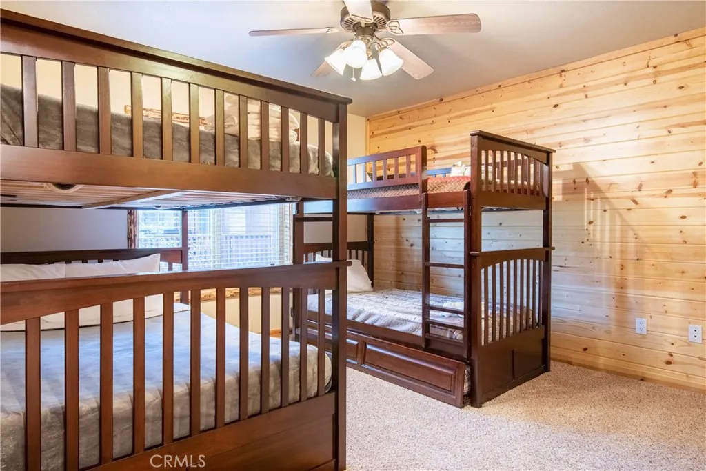 42684 Timberline Trail