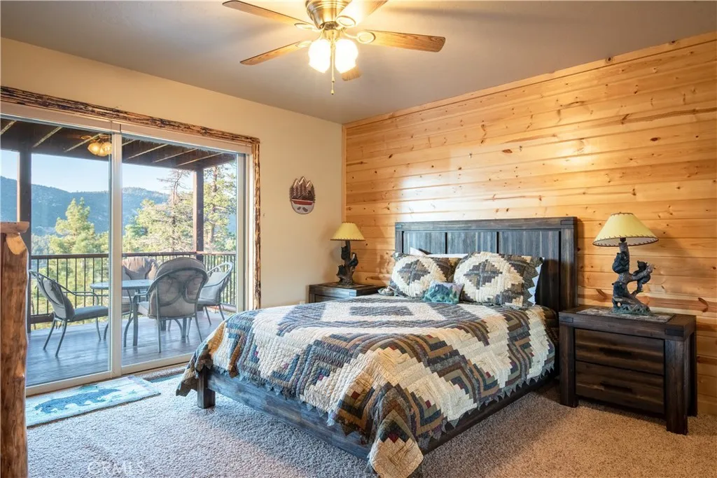 42684 Timberline Trail