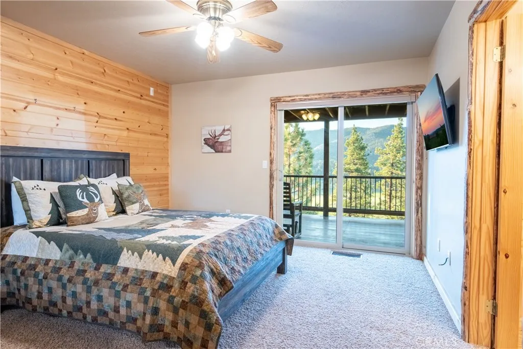 42684 Timberline Trail