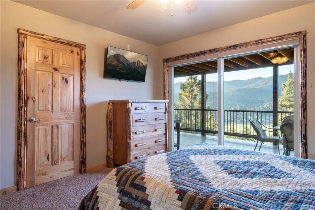 42684 Timberline Trail