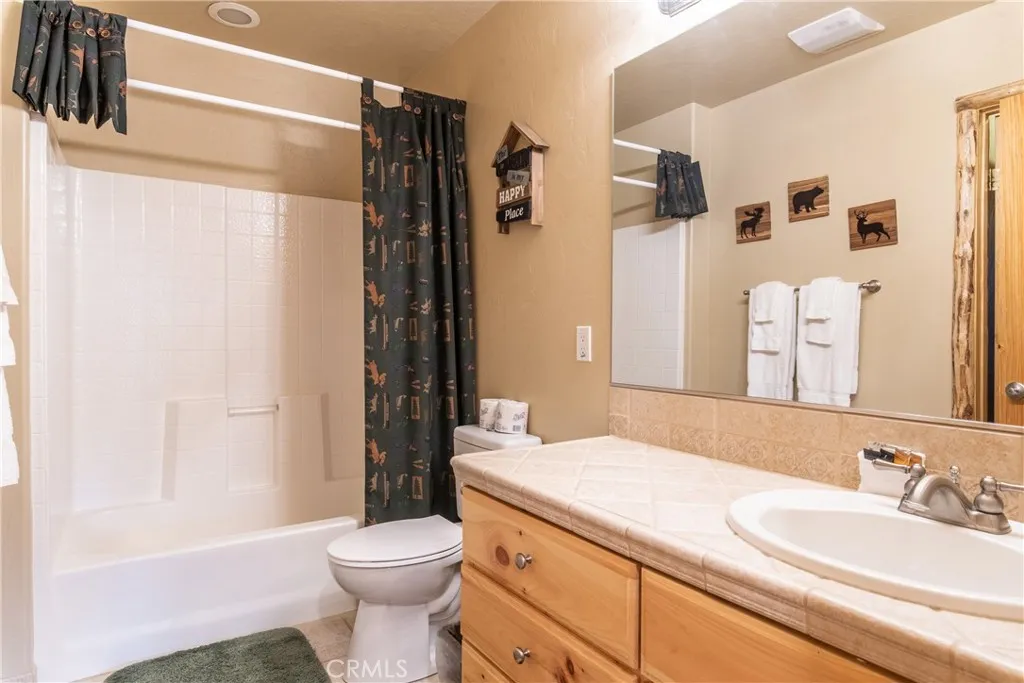 42684 Timberline Trail