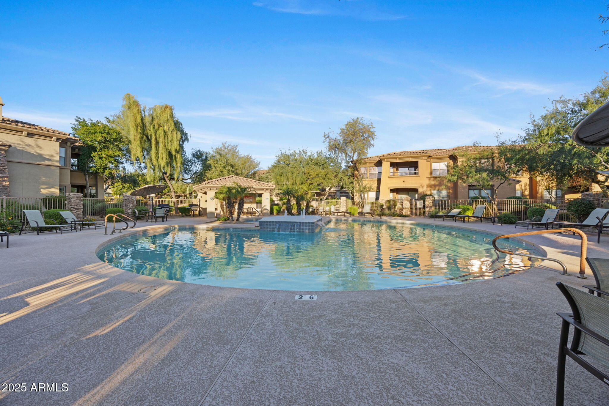 19700 N 76TH Street, 1040