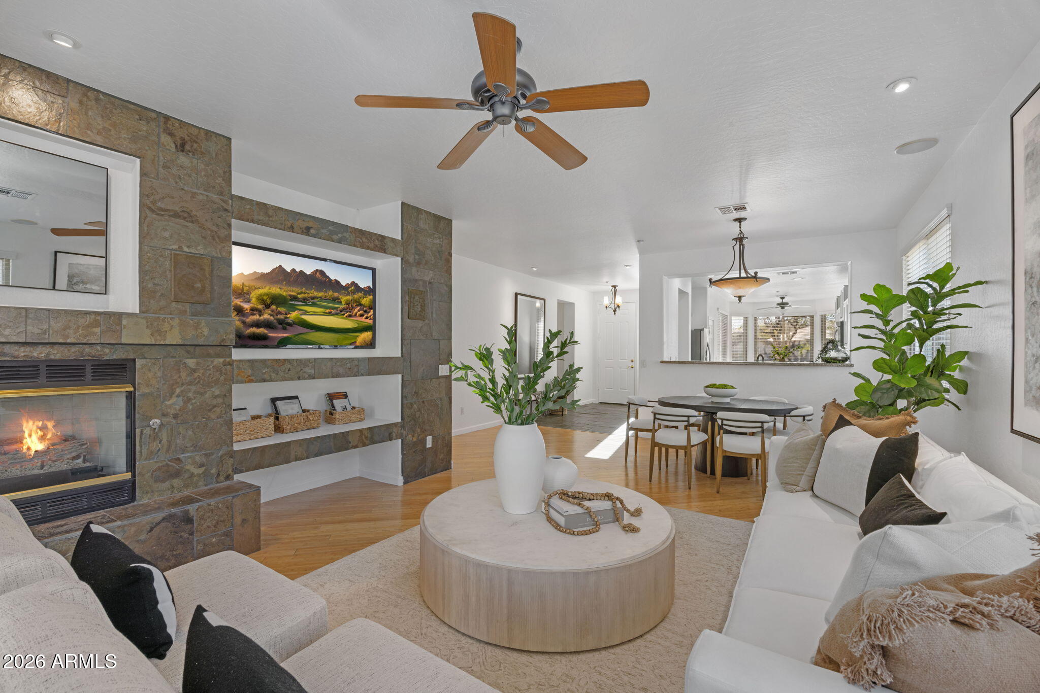 9839 N DESERT ROSE Drive