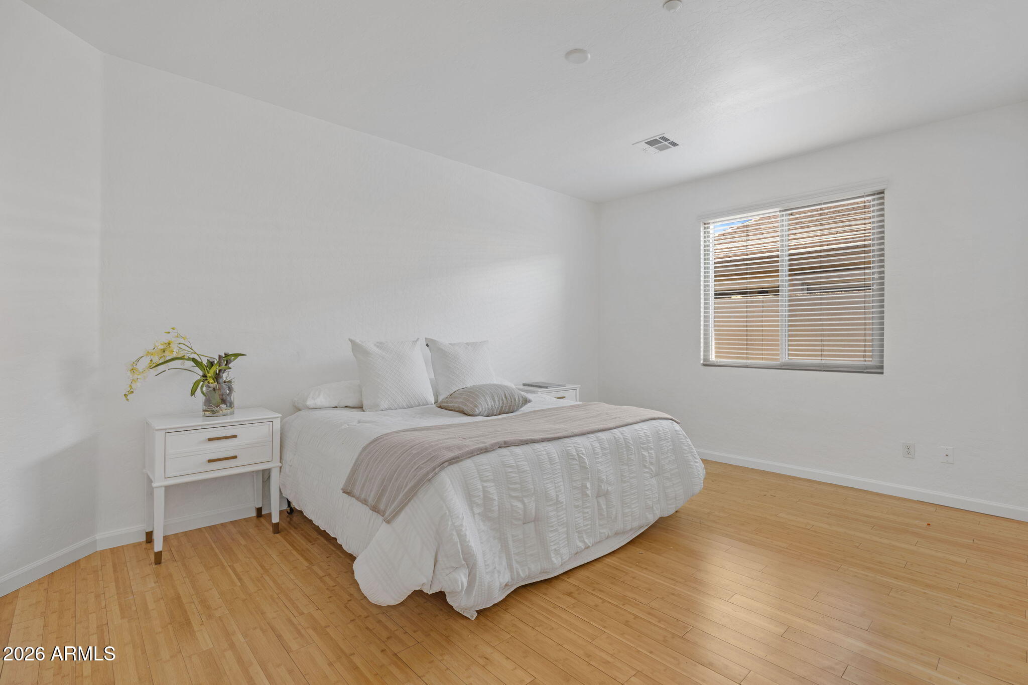 9839 N DESERT ROSE Drive