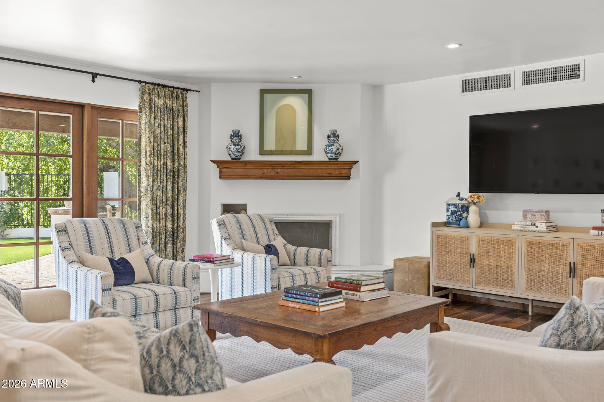 4441 E MADEROS DEL CUENTA Drive