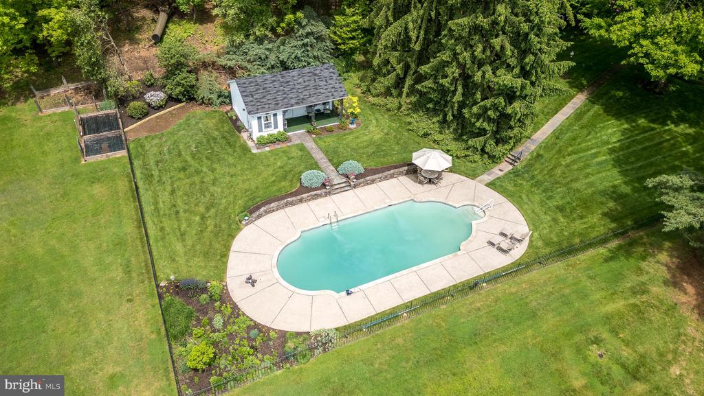 550 Swamp Rd