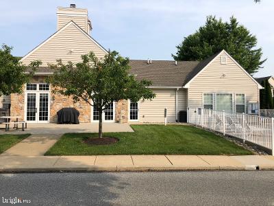 411 Megan Ct #E