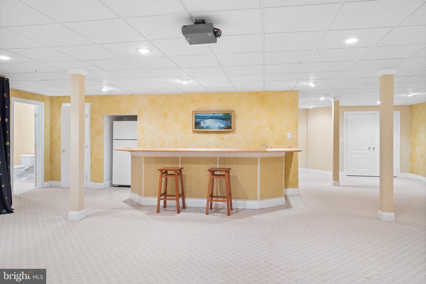 450 Bowen Dr