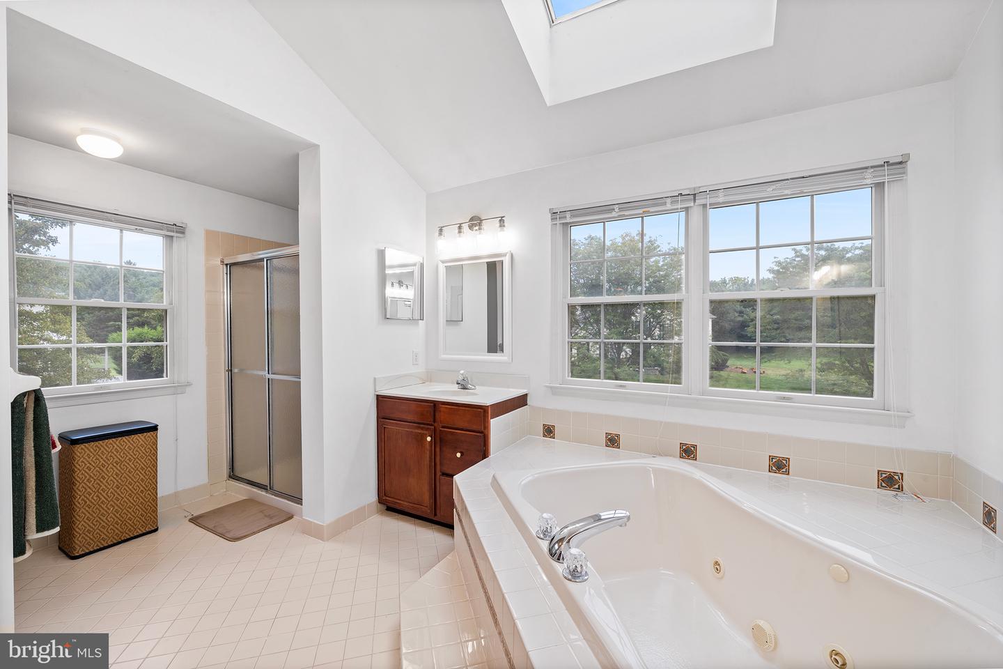 450 Bowen Dr