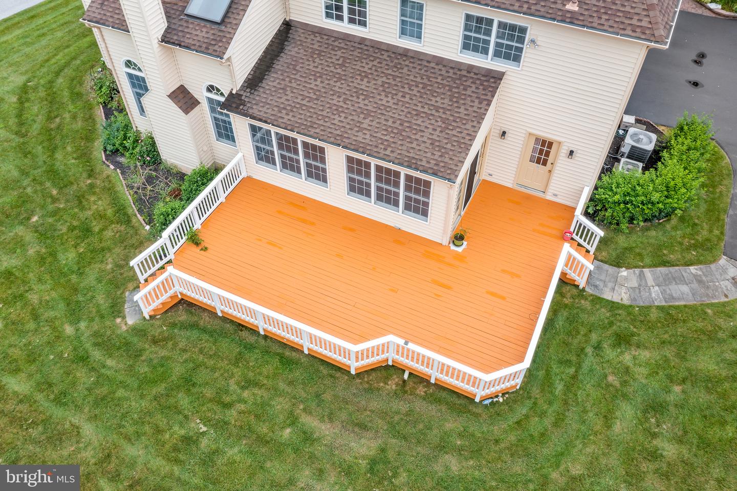 450 Bowen Dr