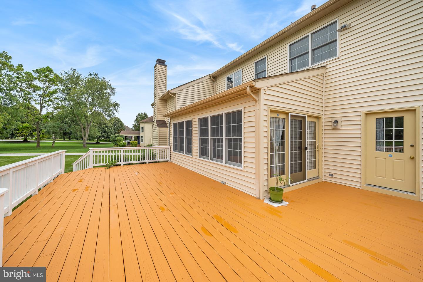 450 Bowen Dr
