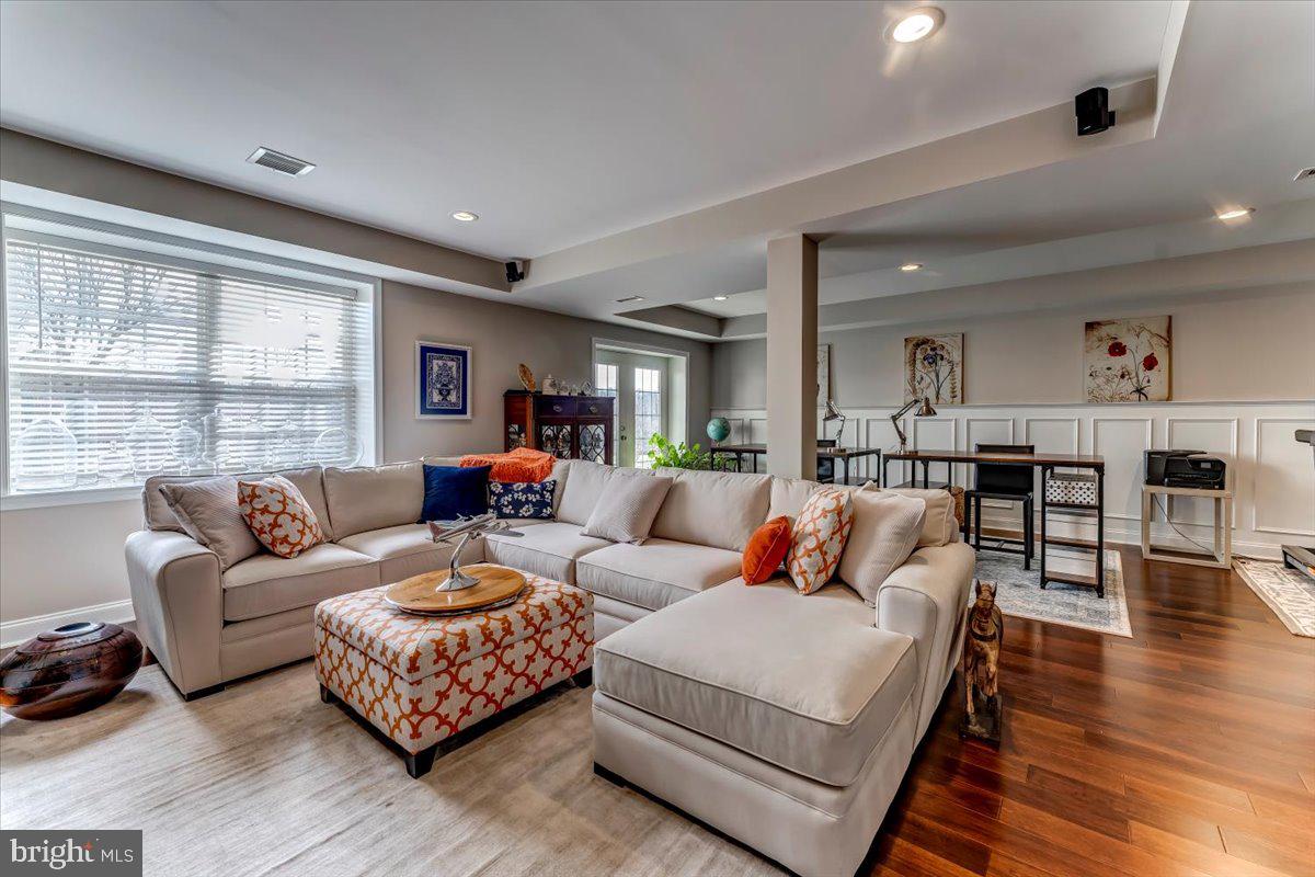 2311 Brookshire Dr
