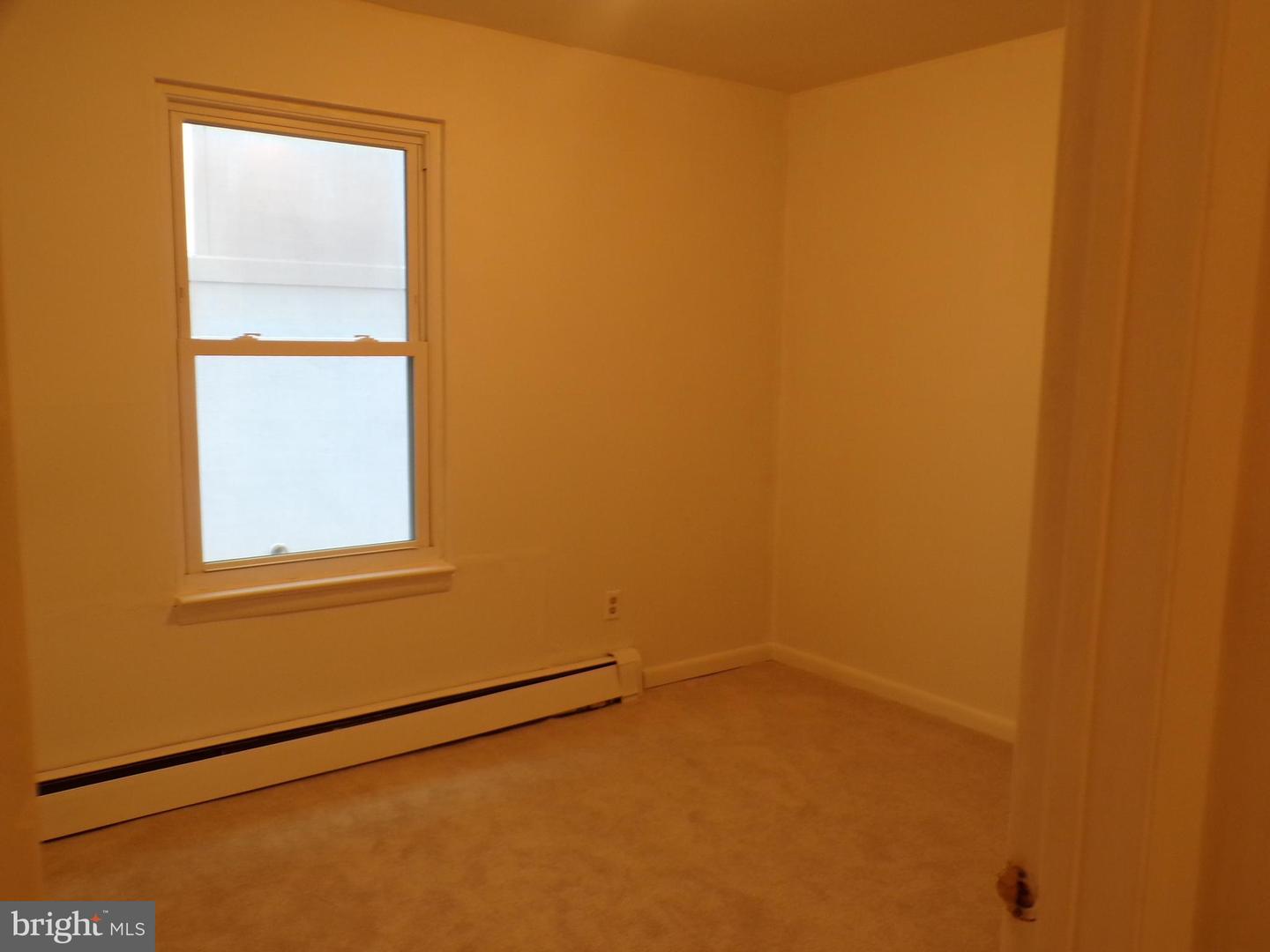 312 Walnut Court Way