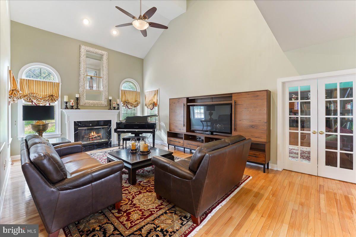 213 Green Valley Rd