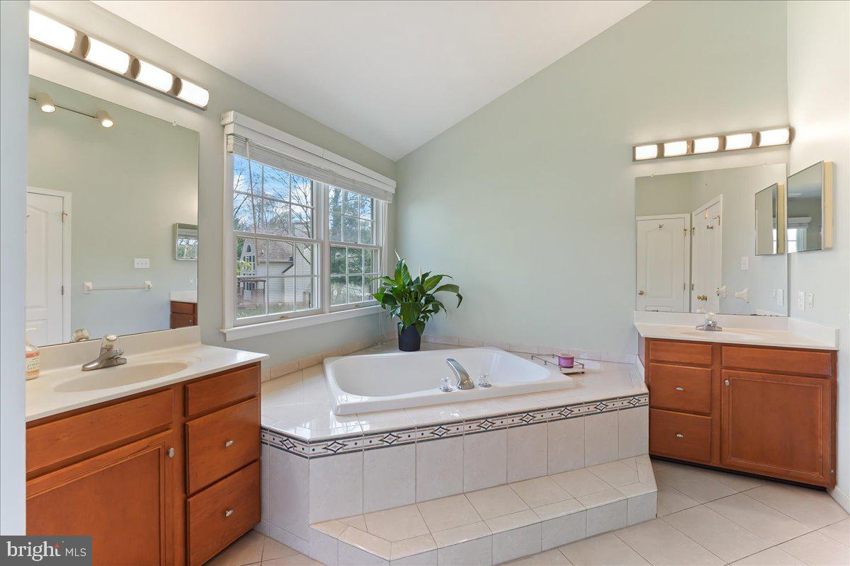 213 Green Valley Rd