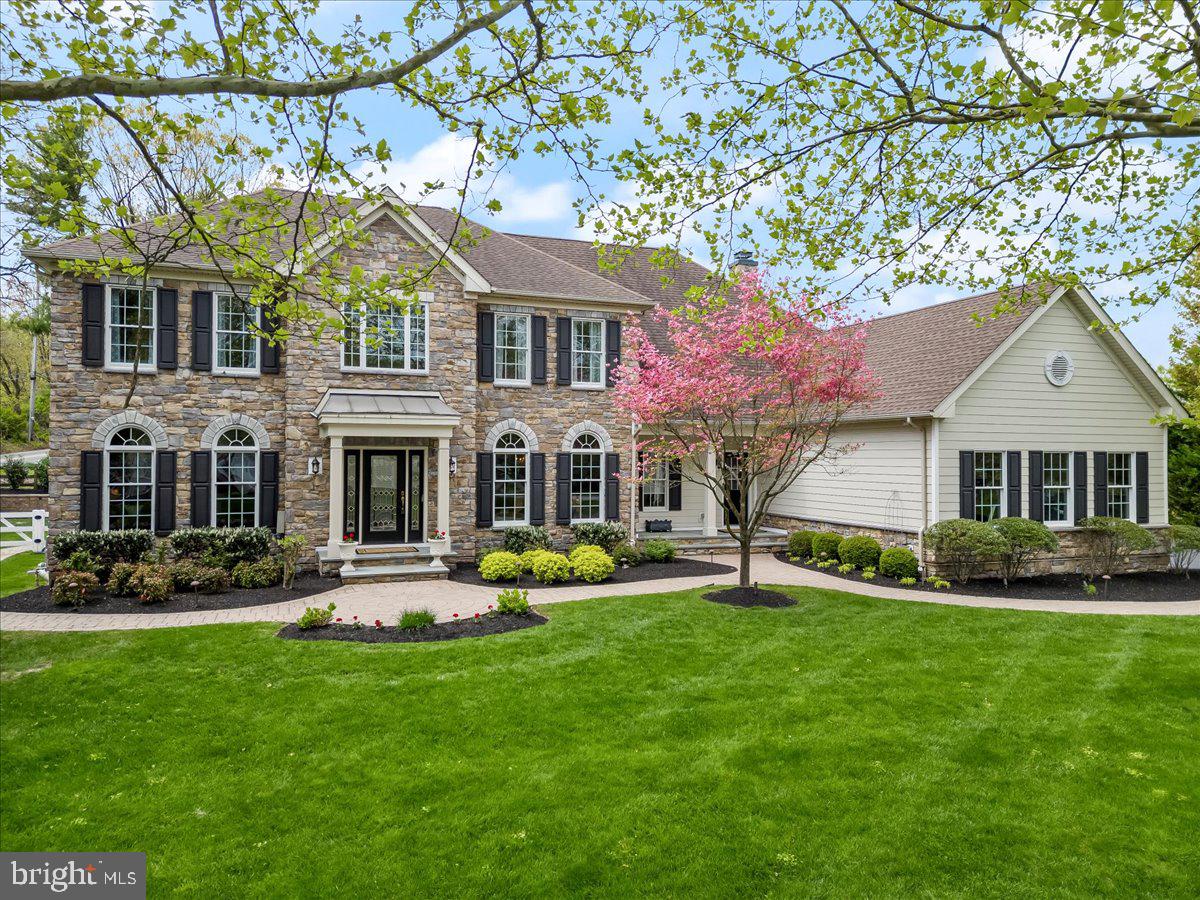 228 Weatherhill Dr